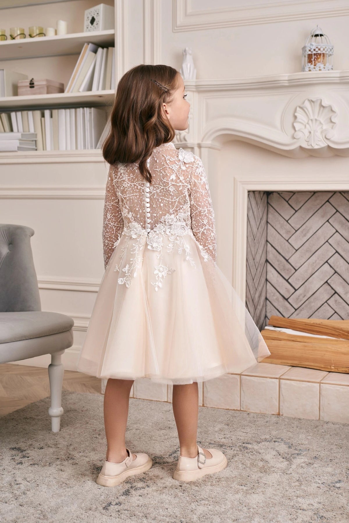 Delicate Aline Long Illusion Sleeves Embroidered Flowers Semi Transparent Bodice High Neckline High Collar Wedding Dress Bridal Gown 3D Lace