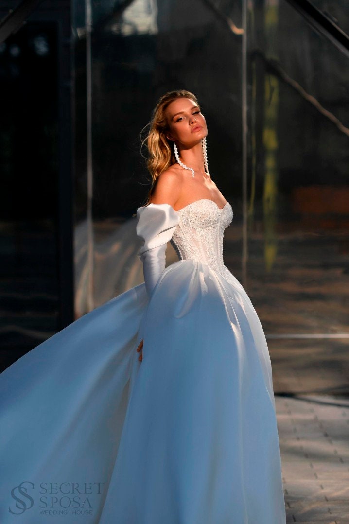 Romantic Off-the-Shoulder Long Sleeves Sweetheart Neckline Corset Top Sleeveless Wedding Dress Bridal Gown ALine Full Skirt Royal Satin