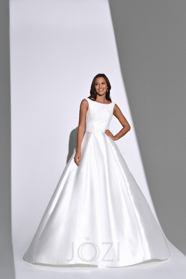 Beautiful Modest Sleeveless Mikado ALine Boat Neck Wedding Dress Bridal Gown Covered Back High Neckline Detailed Top with Train Sparkle