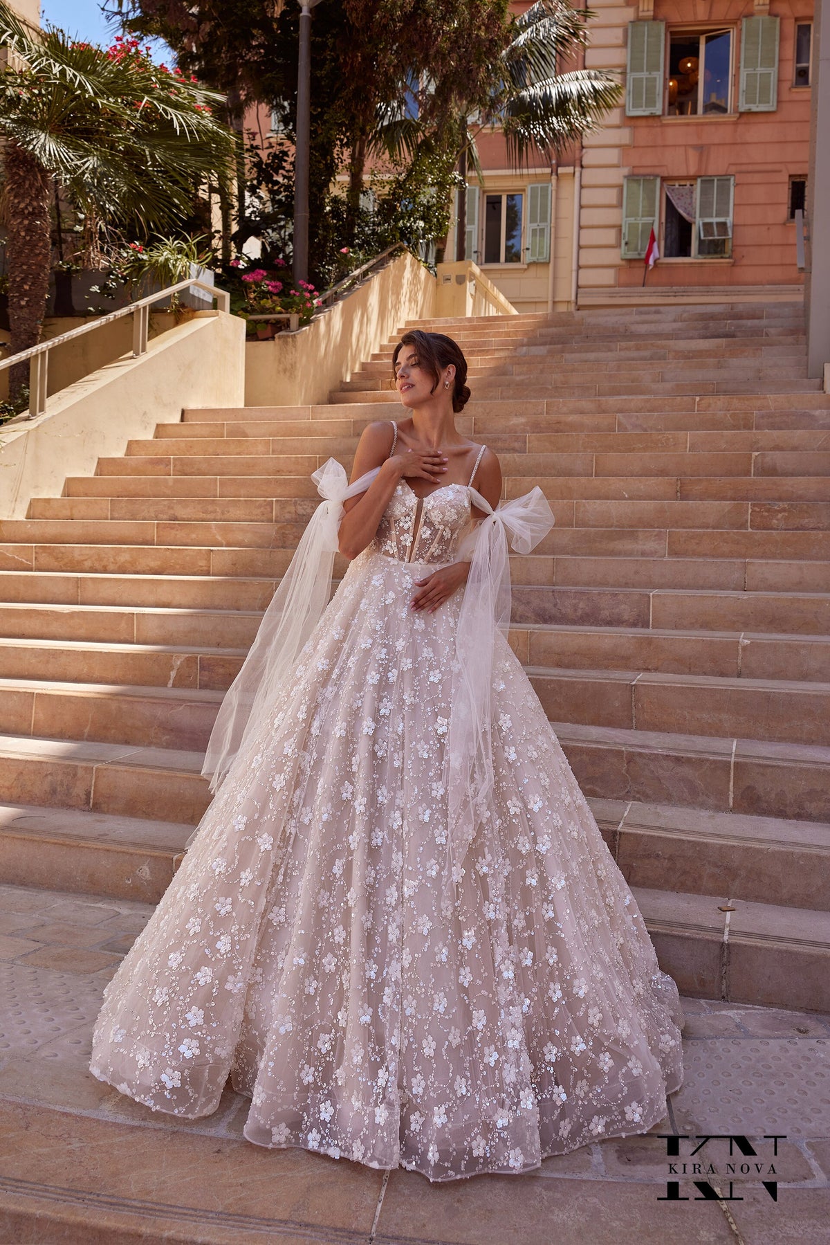 Off The Shoulder Romantic Sleeveless Straps Wedding Dress Bridal Gown Aline Floral Unique Design Open Back Full Skirt Short Train Style