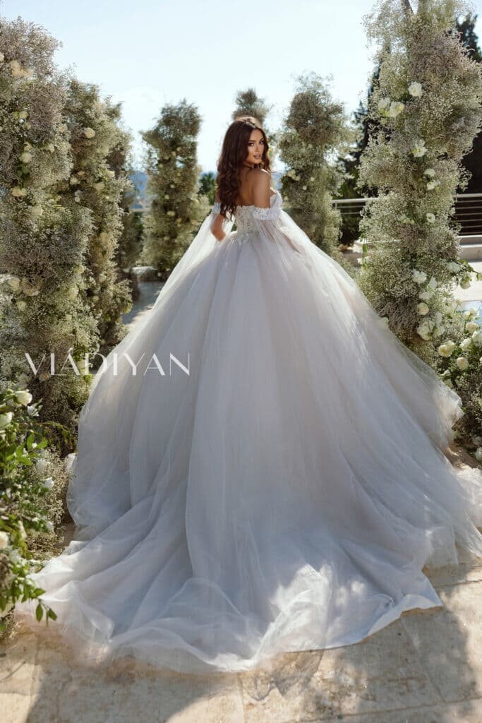 Princess Full Ball Gown Style Sweetheart Neckline Off The Shoulder Sleeves Strapless Sparkle Wedding Dress Bridal Gown Luxury Design