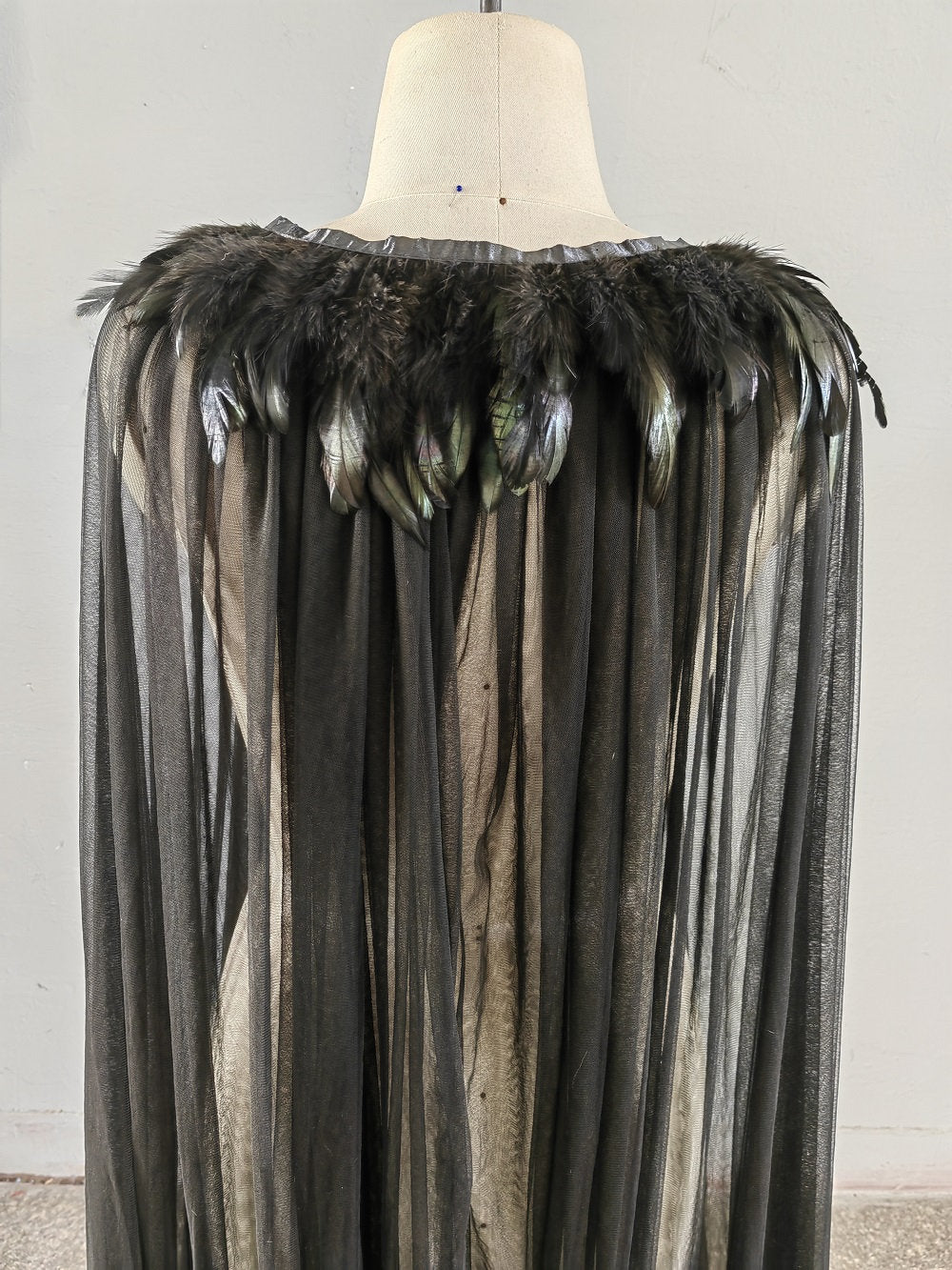 Gothic Black Veil Cape Feathers Along Shoulder Wedding Veil Bridal Cape Unique Style