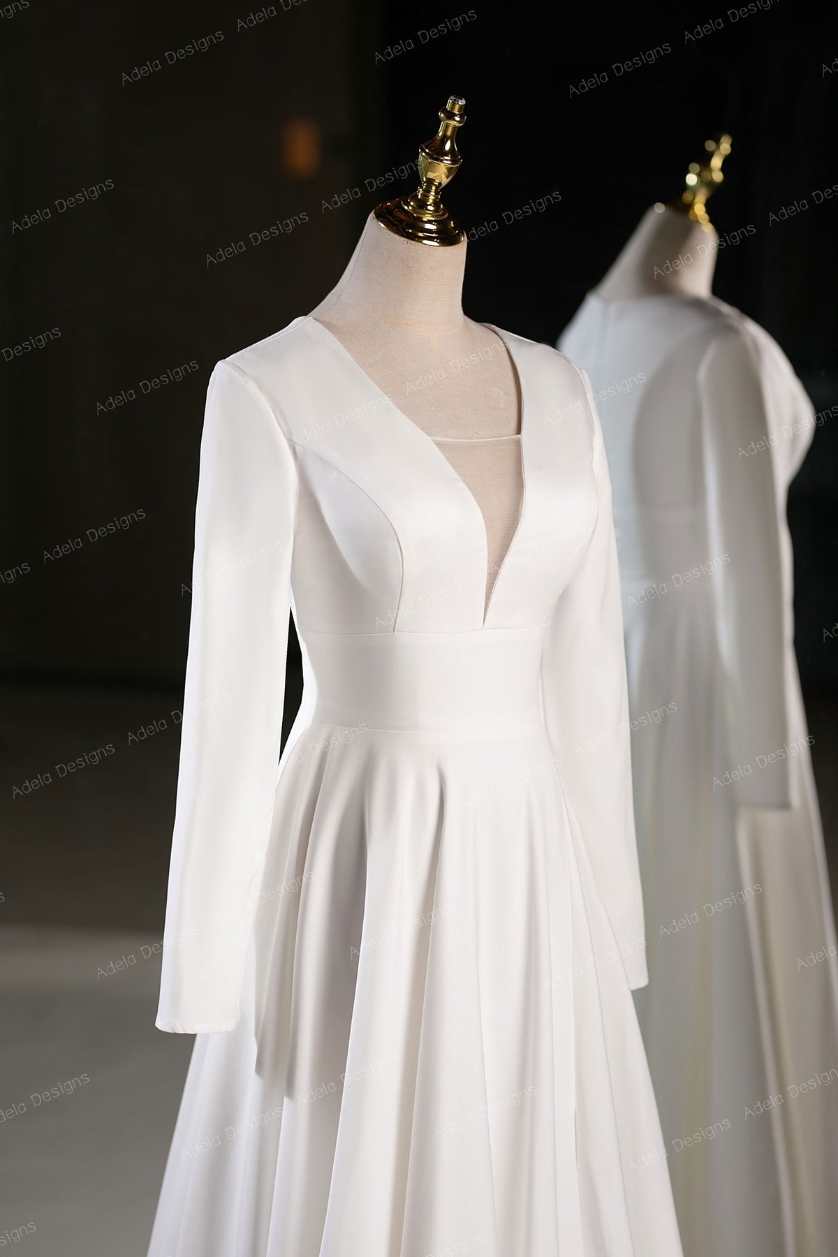Modest Crepe Long Sleeve Bridal Gown Wedding Dress Minimalist Aline Silhouette Low V Neckline Covered Back Side Slit